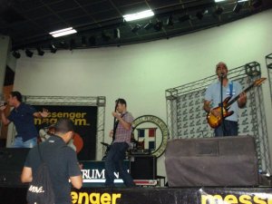 228688_225708497444520_100000161151535_1067879_6529055_n